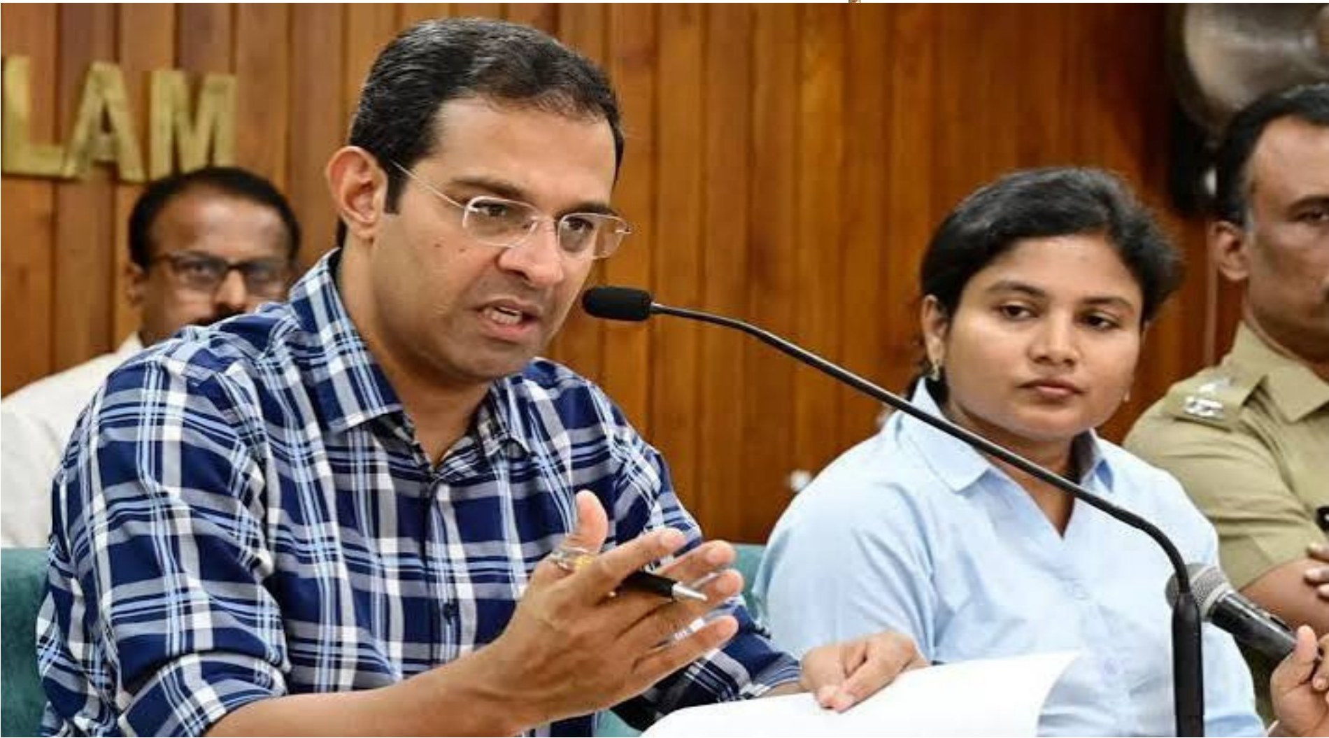 വായന മരിക്കുന്നില്ല; രീതി മാറുകയാണ് - മന്ത്രി റോജി എം. ജോൺ